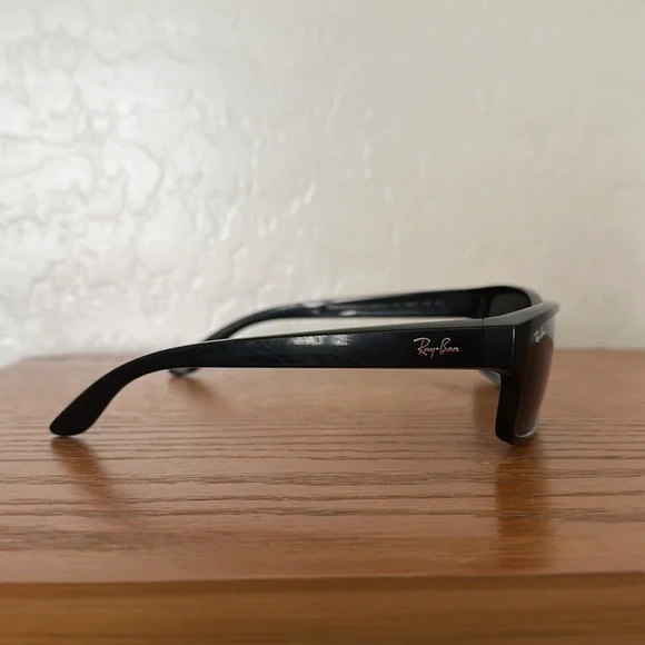 COPY - Ray Ban Sunglasses - Picture 2 of 5